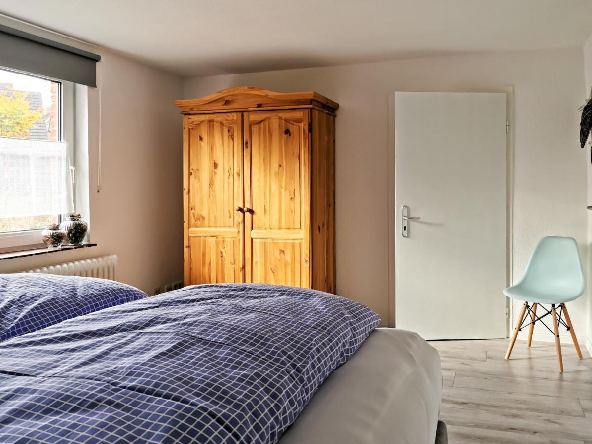 Smittshoern 3 - Nordsee Erdgeschosswohnung Mit Eingezaeunten Garten, Kamin Und Lounge! Altfunnixsiel Extérieur photo