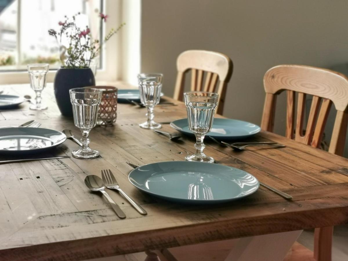 Smittshoern 3 - Nordsee Erdgeschosswohnung Mit Eingezaeunten Garten, Kamin Und Lounge! Altfunnixsiel Extérieur photo